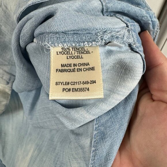 Bella Dahl Lace Up Tank in Bay Wash sleeveless denim shirt - Picture 7 of 8